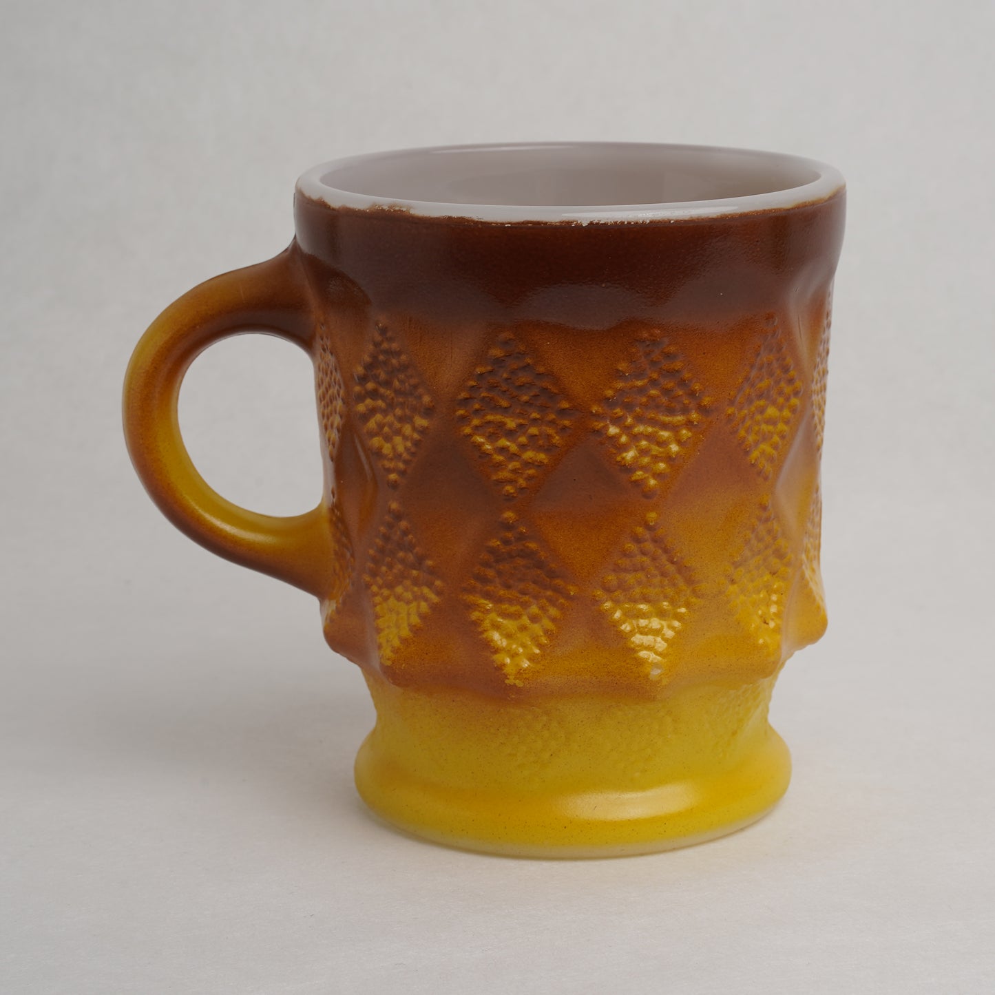 [OC001] Kimberly Diamond Mug - Brown